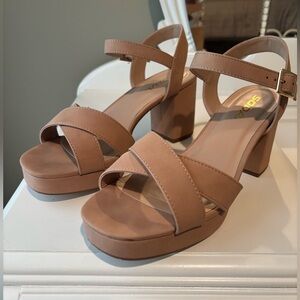 Soda Women's Tan Block Heel Sandals
